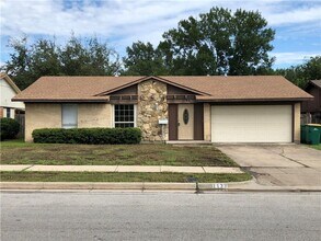 Building Photo - Coming Soon 3 bed Lewisville