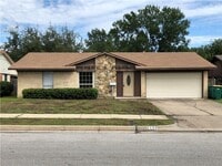 Building Photo - Coming Soon 3 bed Lewisville