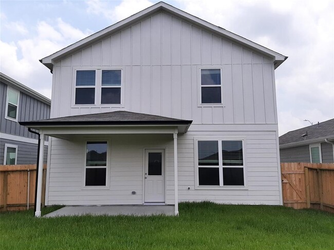 Building Photo - 23926 Escardilla Dr