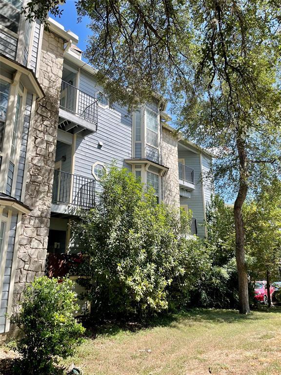 Building Photo - 3111 Tom Green St