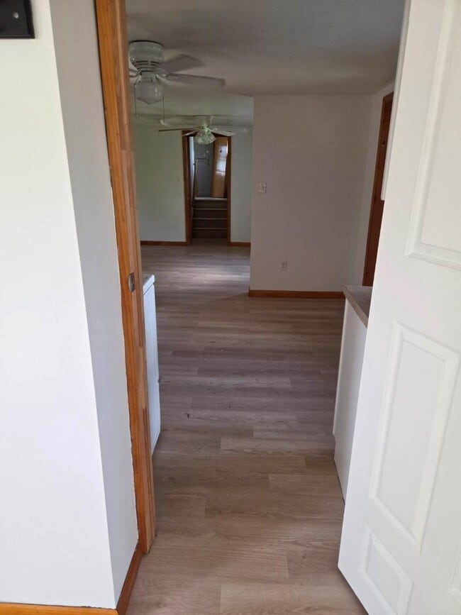 Building Photo - 829 E Lackawanna Ave