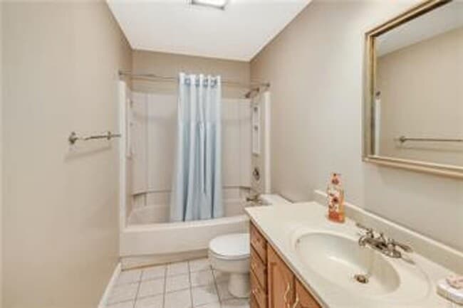 Building Photo - Beautiful Historic Bethlehem Condo for Rent!