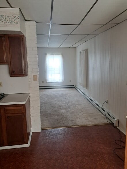 Building Photo - 253 Hudson Ave