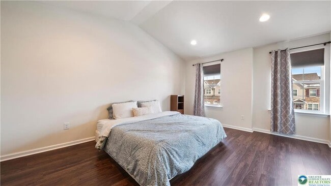 Building Photo - 358 Redclover Ln