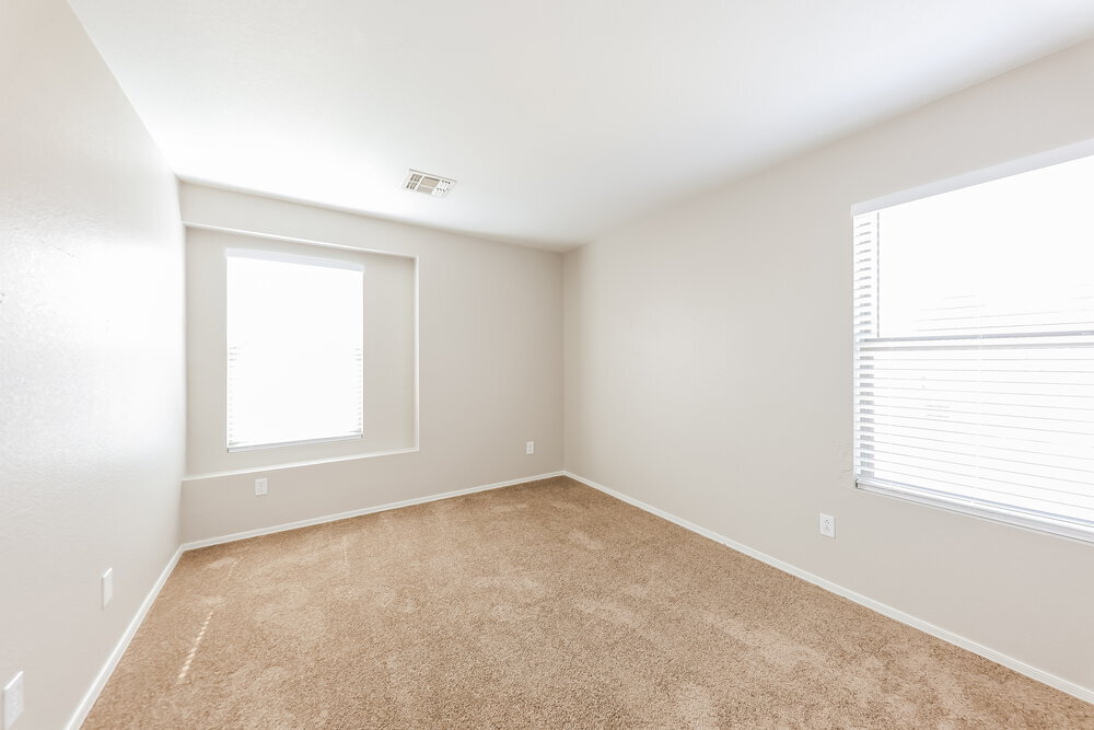 Building Photo - 9534 N 81st Dr