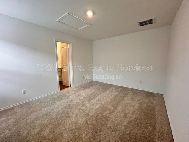 Building Photo - 3307 NW 148th St