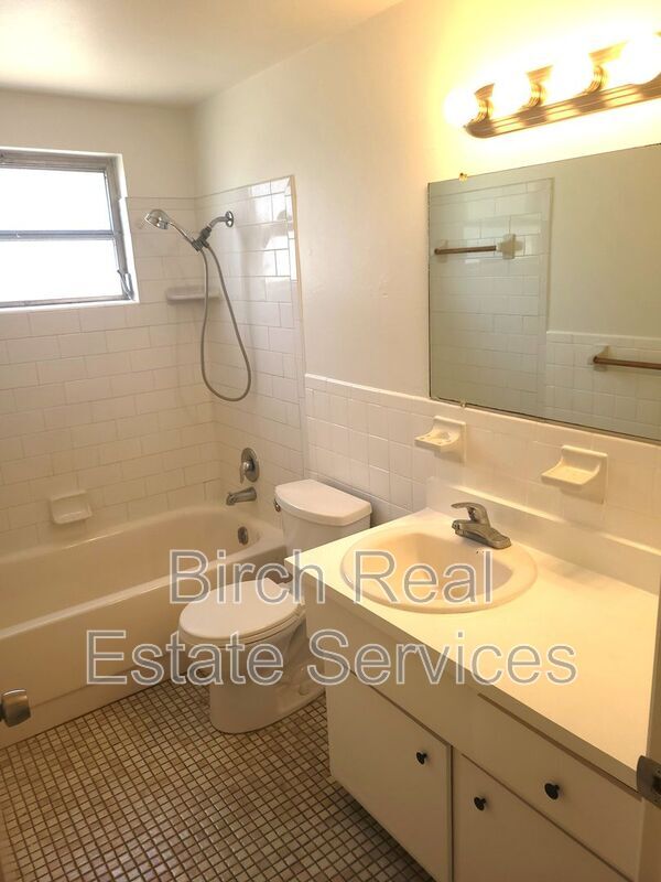 Building Photo - 1625 Colmar Dr