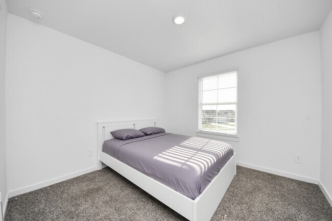 Building Photo - 31815 Kellan Grv Ct