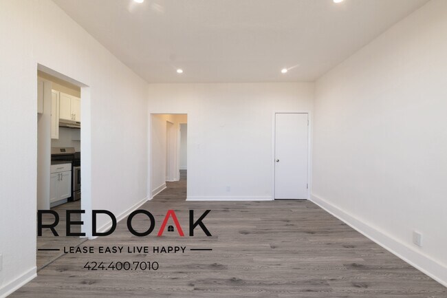 Building Photo - 2749 San Marino St