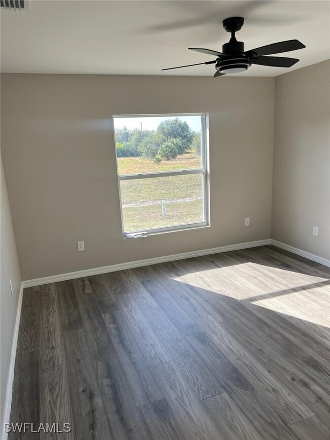 Building Photo - 374 Compese Ave S