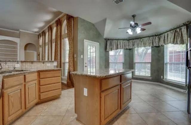 Building Photo - 3400 Dowland Dr