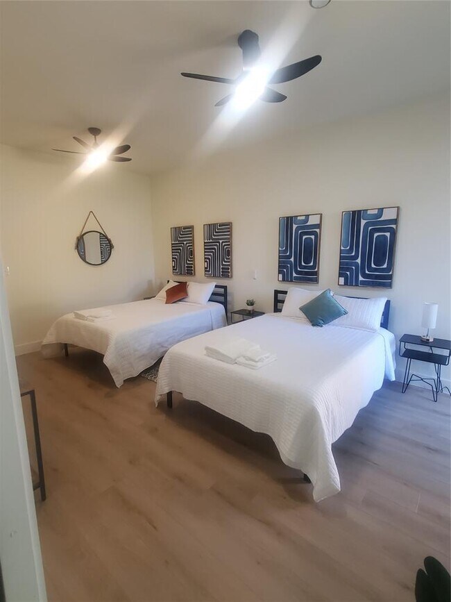 Building Photo - 2211 White Dove Pass