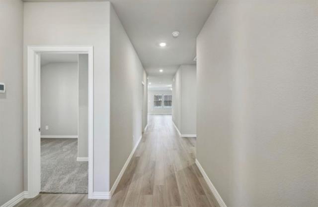 Building Photo - 909 Edgehurst Dr