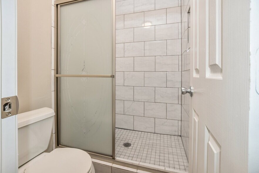 Building Photo - 1137 Harvest Hill Cir