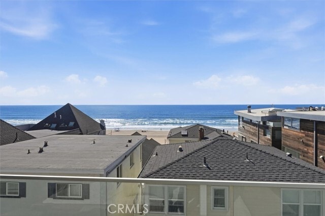 Building Photo - 2406 Ocean Dr