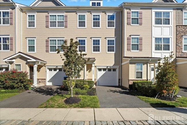 Building Photo - 1905 John Deere Ln