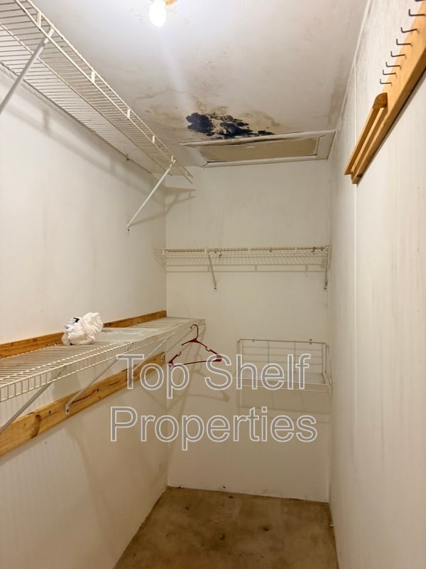 Building Photo - 431 Rocky Ridge Ln