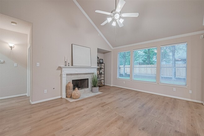 Building Photo - 23 Red Adler Pl