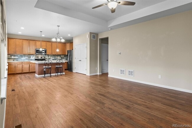 Building Photo - 10771 N Montane Dr