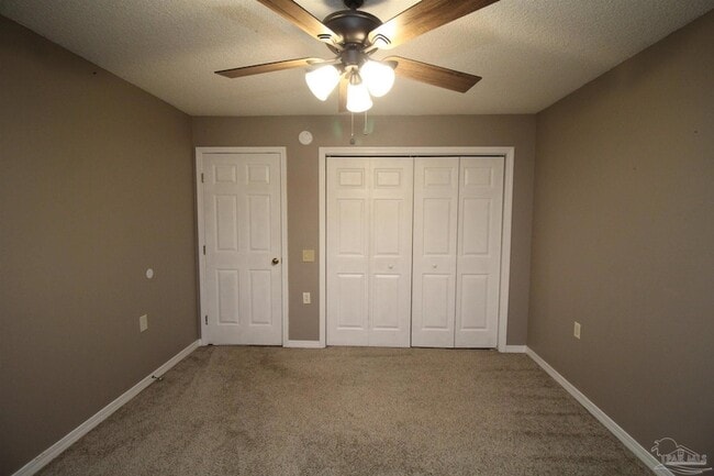 Building Photo - 309 Loveland Cir