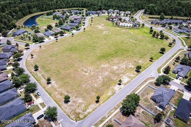 Building Photo - 3880 Great Falls Loop