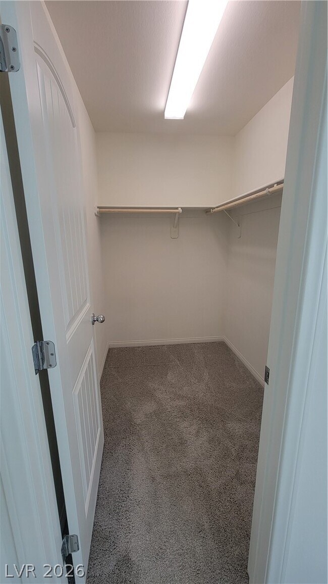 Building Photo - 8772 Belle Castle Ct