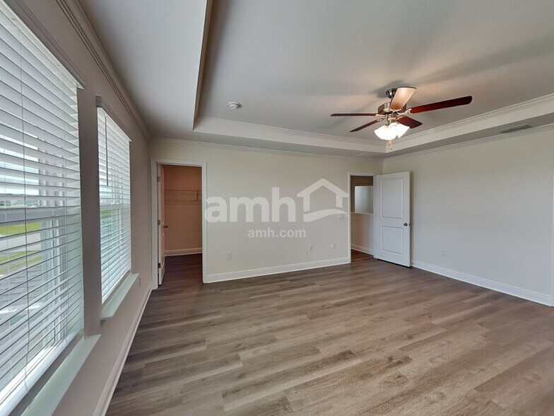 Building Photo - 1085 Heavenly Dr