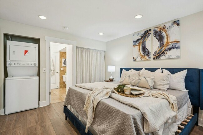 Building Photo - 127 S 800 E