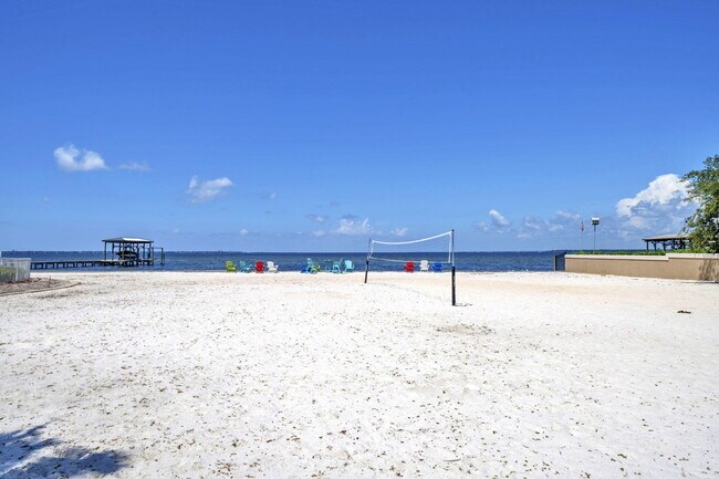 Building Photo - 1393 Sunset Beach Dr