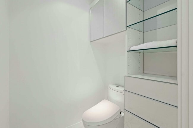 Building Photo - 210 Lavaca St