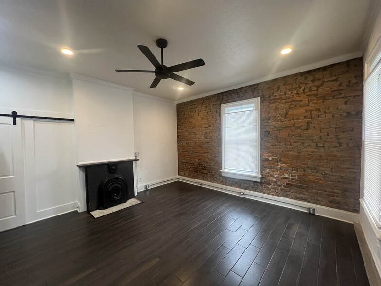 Building Photo - 888 City Park Ave