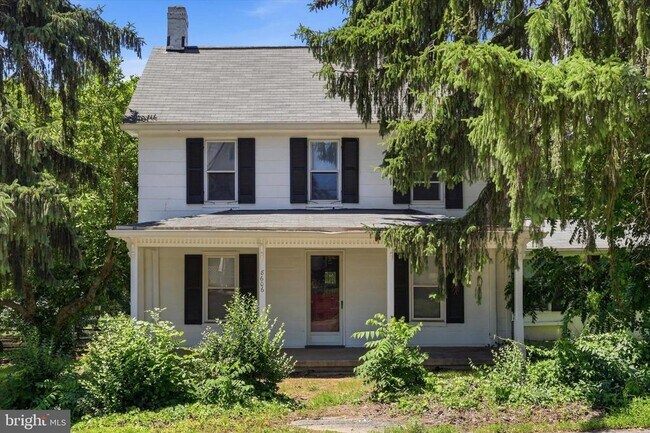 Building Photo - 8606 Yellow Springs Rd