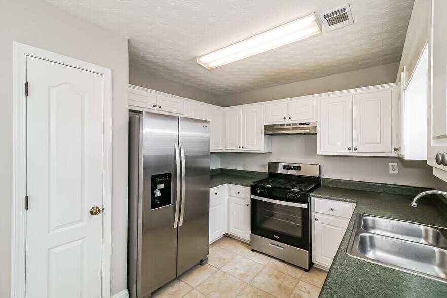 Building Photo - 248 Pebble Creek Dr