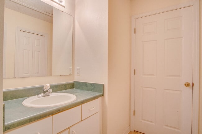 Building Photo - Coming Available January 25 Two Bedroom Townhome in Windship Cove Near Davis Highway and I-10