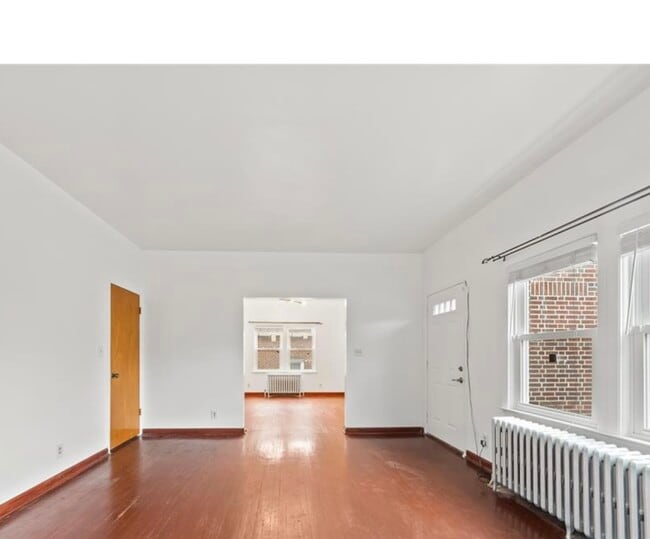 Primary Photo - 17 Linden Ave