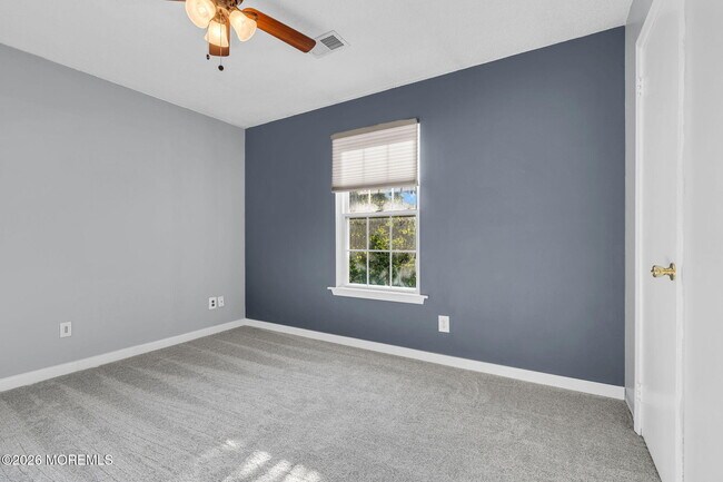 Building Photo - 106 Frontier Way