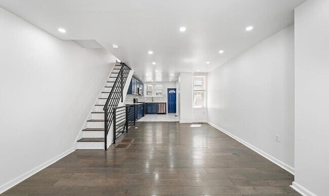 Building Photo - 2310 Fernon St