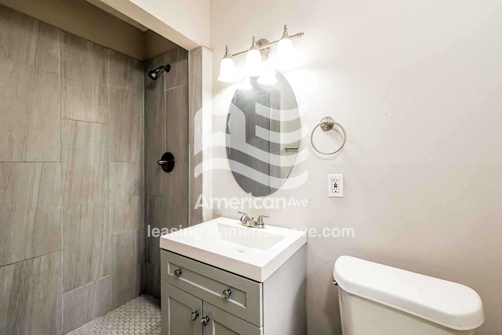 Building Photo - 2825 Glenderry St