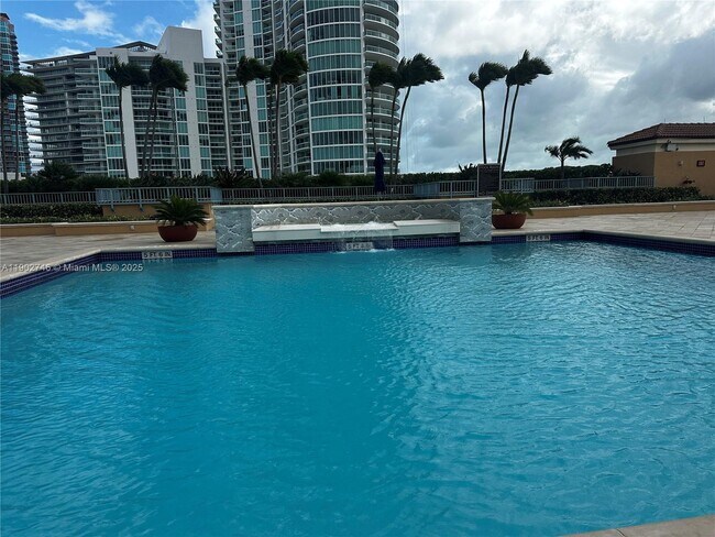 Building Photo - 90 Alton Rd