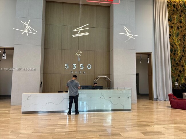 Building Photo - 5350 NW 84th Ave