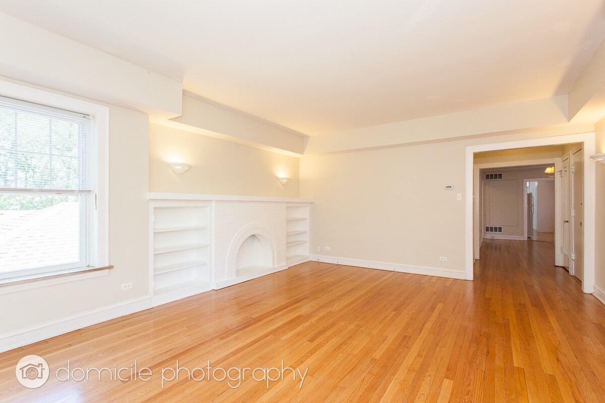 Building Photo - 2141 W Arthur Ave