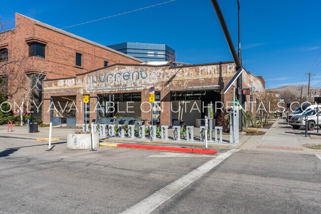 Building Photo - 310 S 300 E