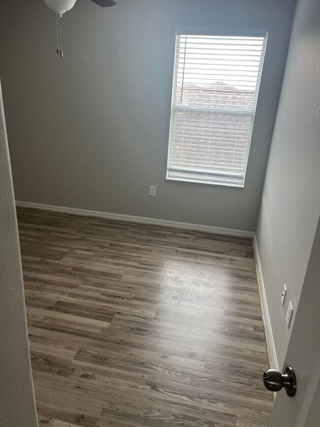 Building Photo - Lovely 3 bedroom 2 bath home in rUSKIN