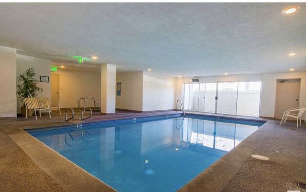 indoor pool - 4313 Van Nuys Blvd