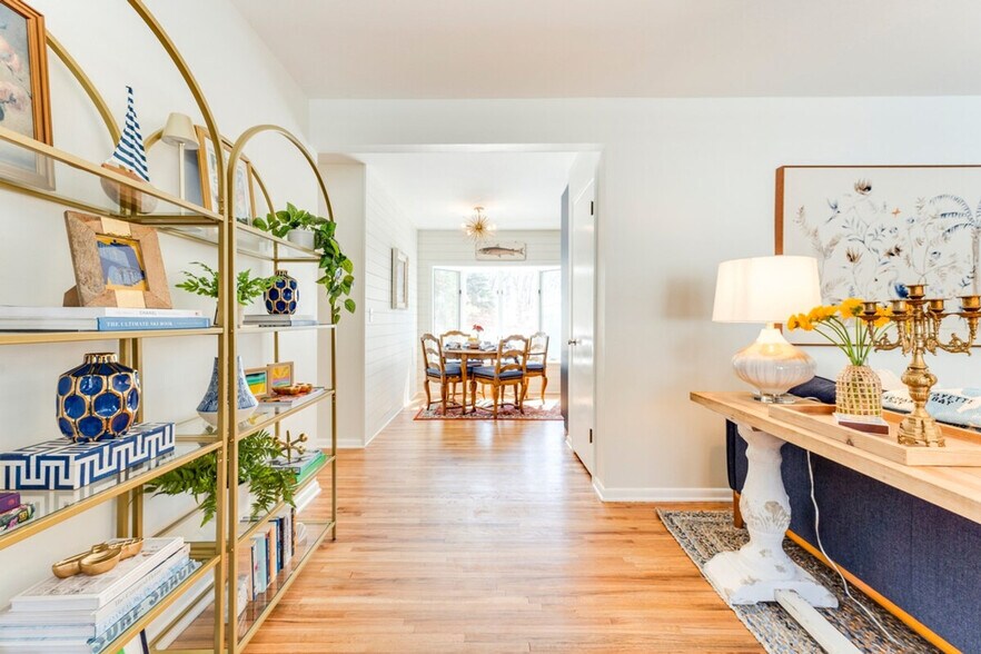 Building Photo - 17035 9th Ave N