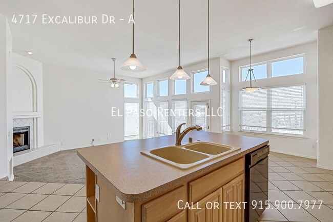 Building Photo - 4717 Excalibur Dr