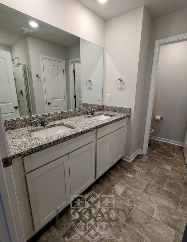 Building Photo - 1005 Marcy Lndg