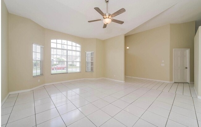 Building Photo - 1441 Bradwell Dr