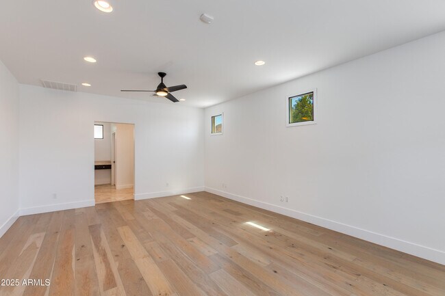 Building Photo - 4110 N 47th St