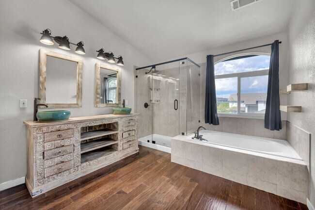 Building Photo - 4360 Great Falls Loop